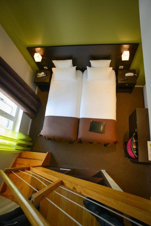 Logis Hotel Restaurant L'Auberge Normande Карантан Экстерьер фото