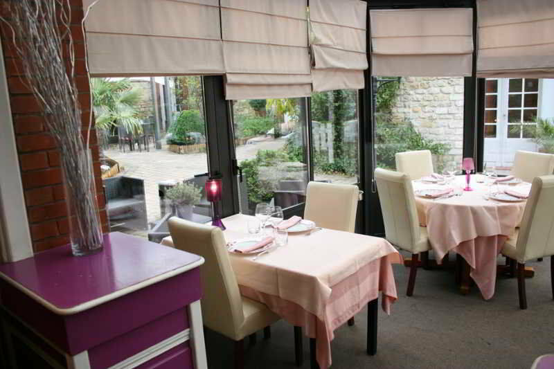 Logis Hotel Restaurant L'Auberge Normande Карантан Экстерьер фото